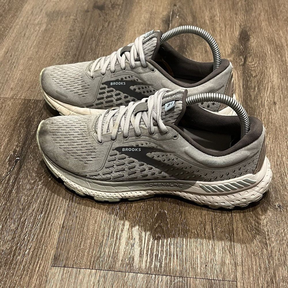 Brooks Adrenaline 21 Shoes Womens 8 Grey White Road Race Running Jogging Support